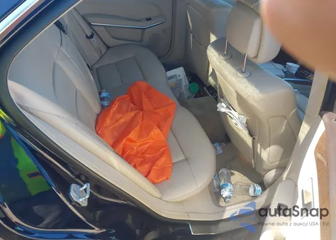 2014 Mercedes-Benz E 350 from USA, damaged, VIN WDDHF5KB0EB032333